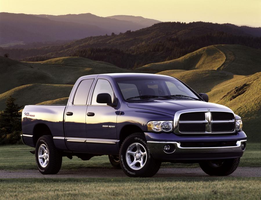  Dodge Ram 2002 года  (фото 13 из 22)